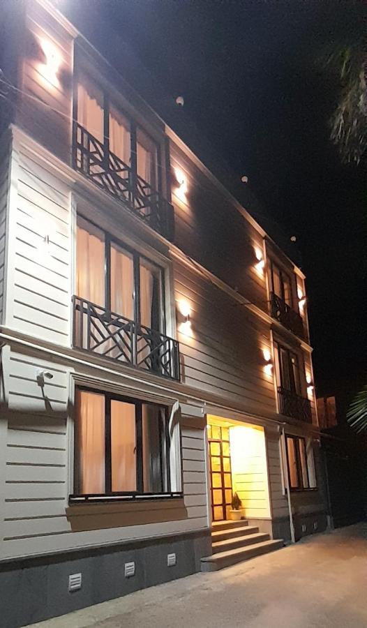 Chogo Hotel Kutaisi Exterior photo
